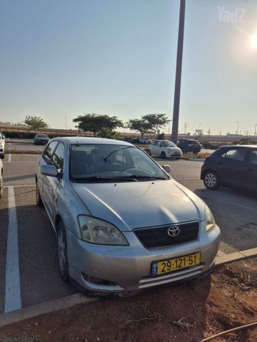מודעת רכב טויוטה קורולה
