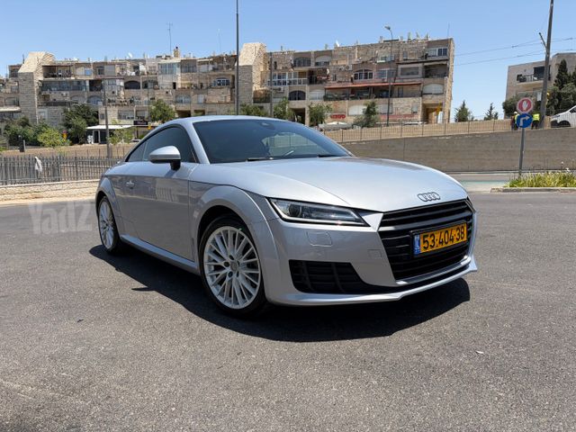 אאודי TT