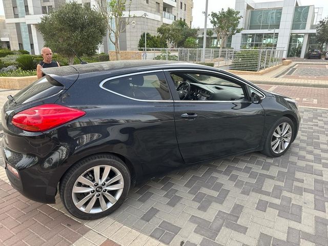 מודעת רכב קיה סיד