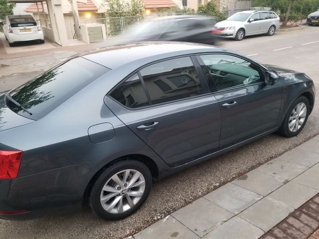 סקודה אוקטביה