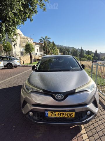 טויוטה C-HR