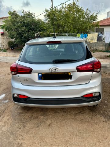 יונדאי i20
