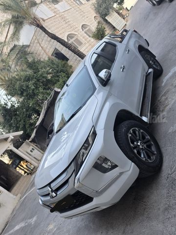 מודעת רכב מיצובישי טרייטון / L200