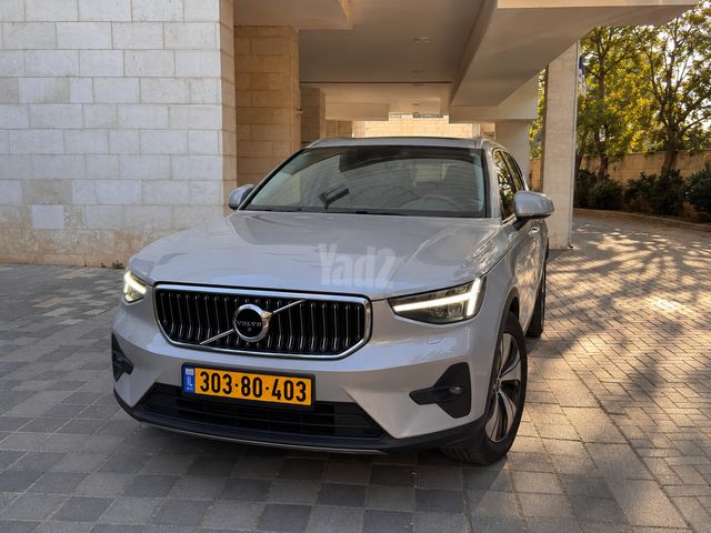 מודעת רכב וולוו XC40