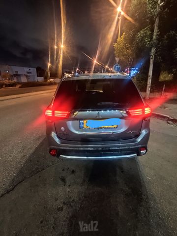 מיצובישי אאוטלנדר