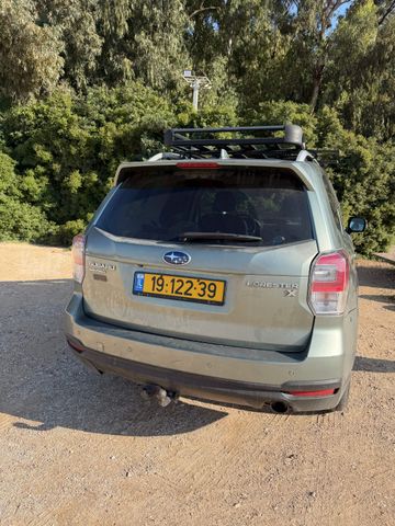 סובארו פורסטר