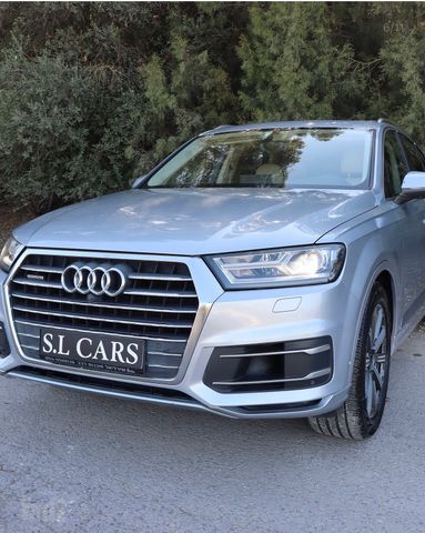 אאודי Q7