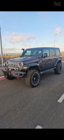 מודעת רכב ג'יפ רנגלר
