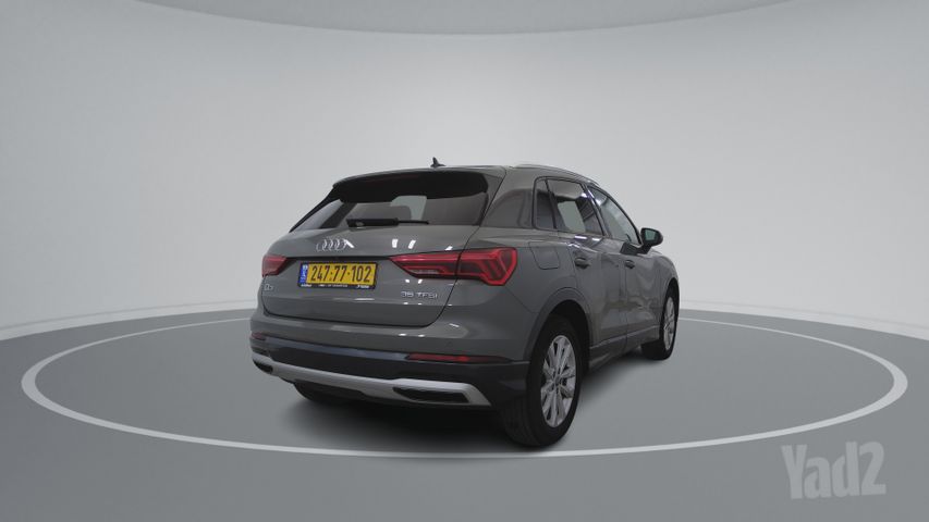 אאודי Q3