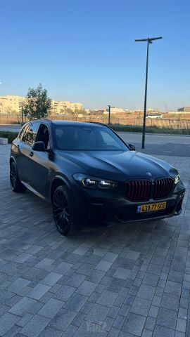 ב מ וו X5