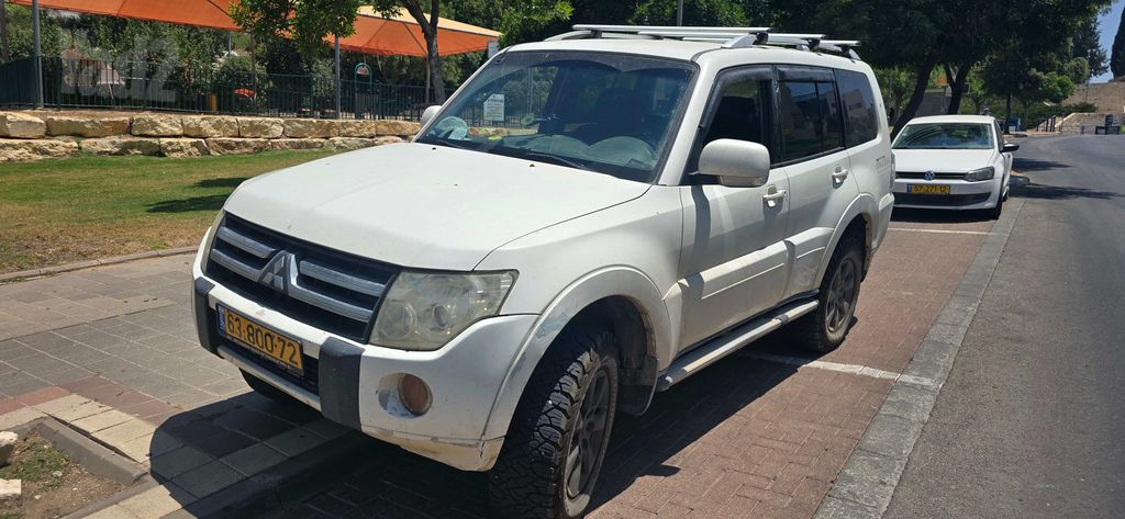 מיצובישי פג'רו