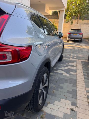 וולוו XC40