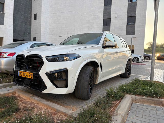 ב מ וו X5