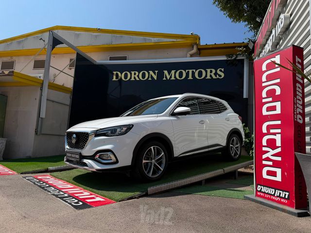 מודעת רכב אם ג'י EHS PHEV
