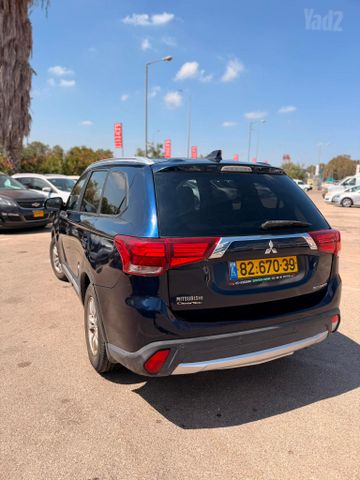 מיצובישי אאוטלנדר
