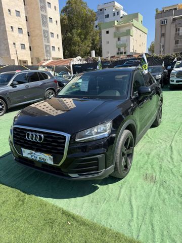 אאודי Q2