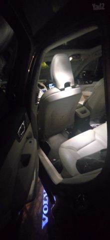 וולוו XC60