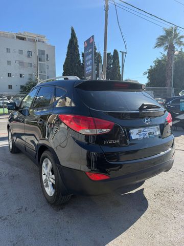 יונדאי ix35