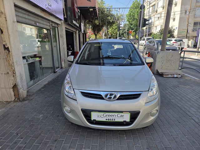 מודעת רכב יונדאי i20