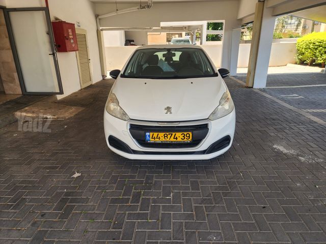 פיג'ו 208