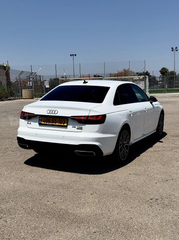 מודעת רכב אאודי A4 2