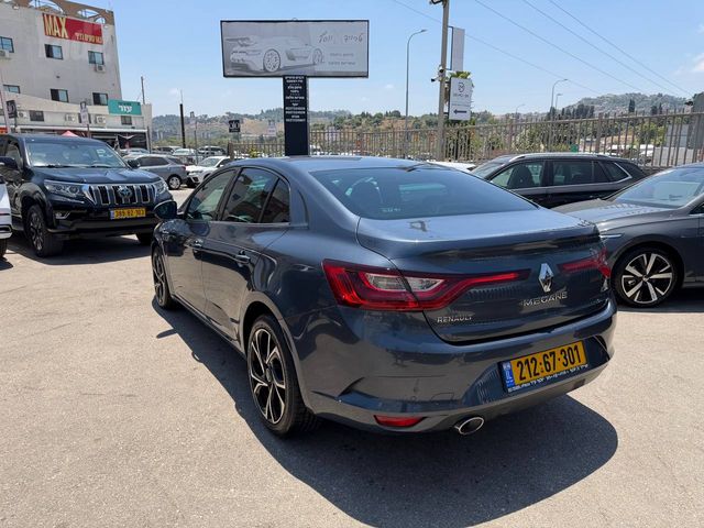 רנו מגאן