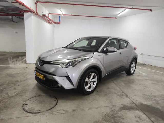 טויוטה C-HR
