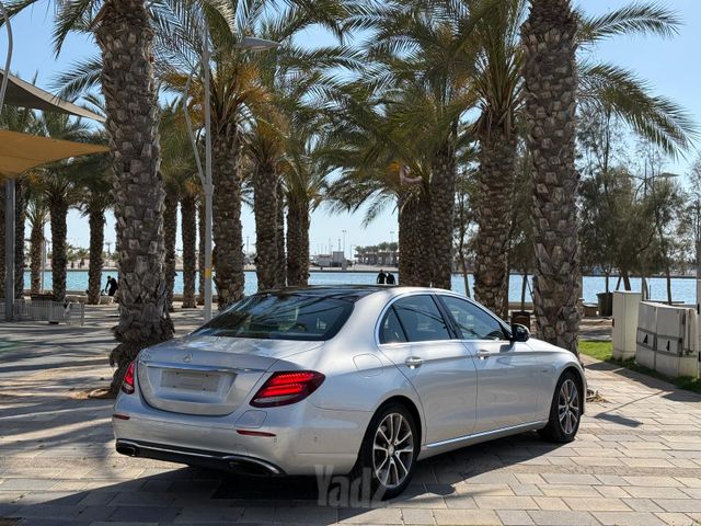מרצדס-בנץ E-class