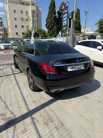 מרצדס-בנץ C-class