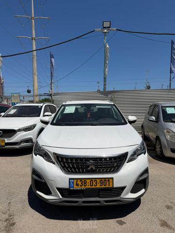 פיג'ו 3008