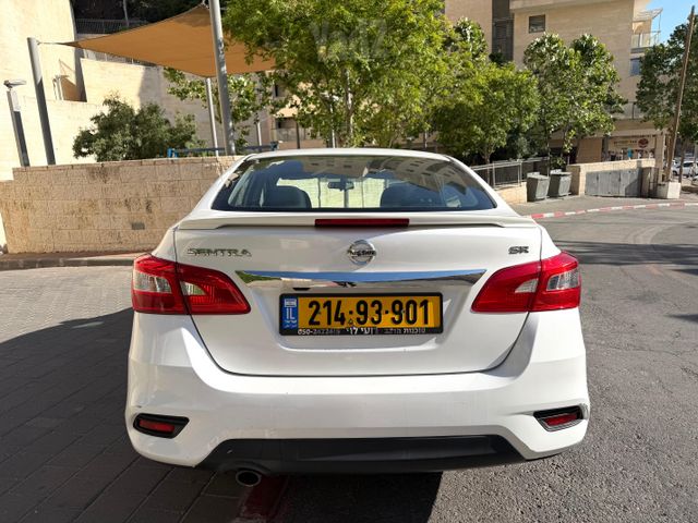 ניסאן סנטרה