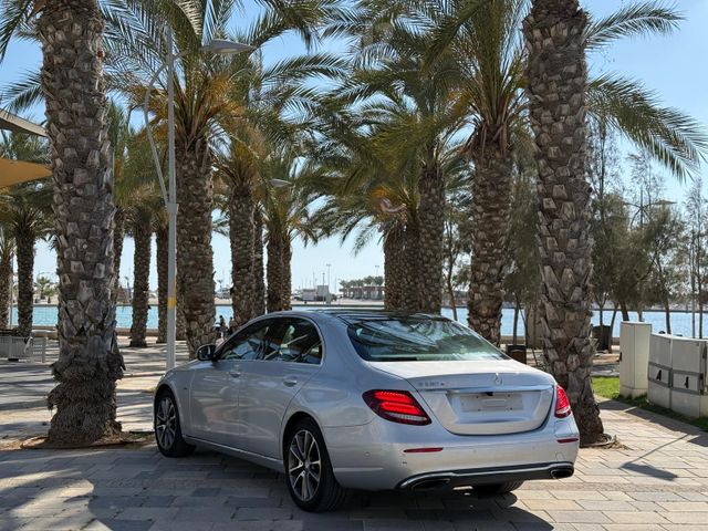 מרצדס-בנץ E-class