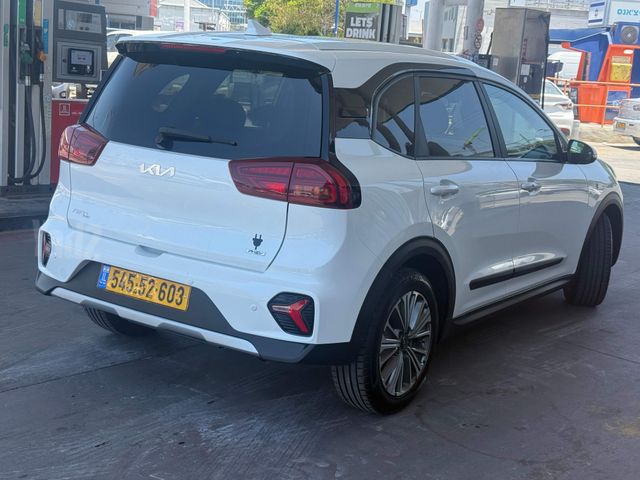 קיה נירו פלוס