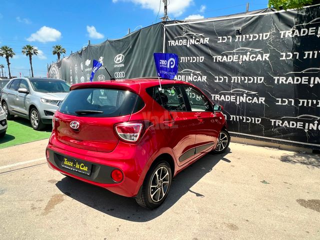 יונדאי i10