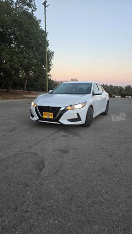 ניסאן סנטרה