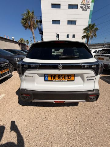 סוזוקי S-Cross
