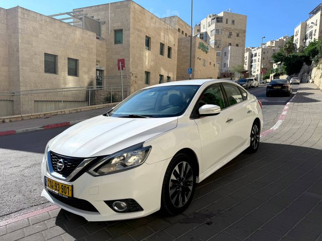 ניסאן סנטרה