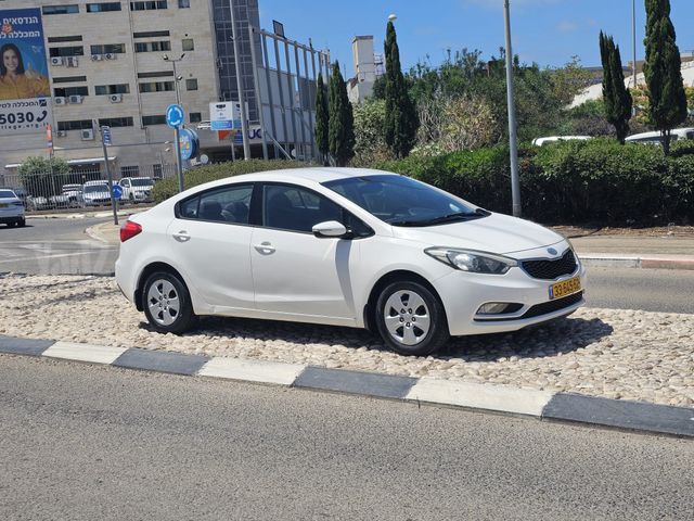 מודעת רכב קיה פורטה 