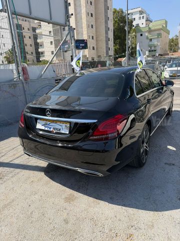 מרצדס-בנץ C-class