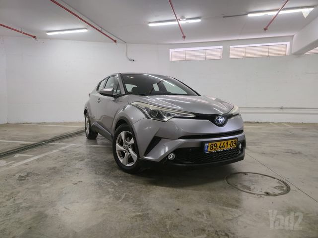 טויוטה C-HR