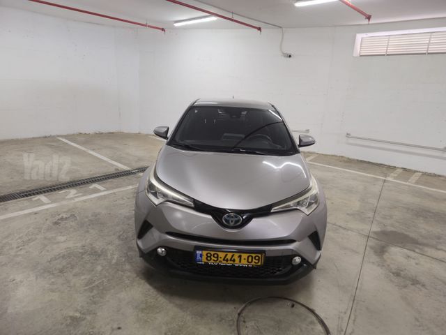 טויוטה C-HR