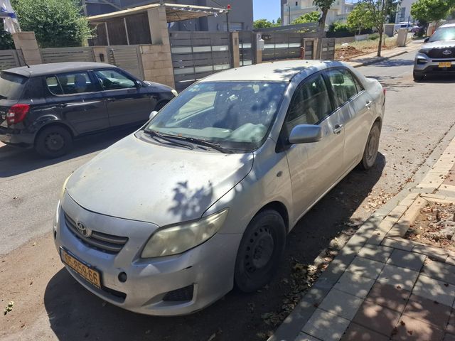 מודעת רכב טויוטה קורולה