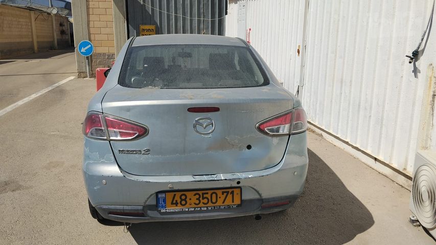 מודעת רכב מאזדה 2