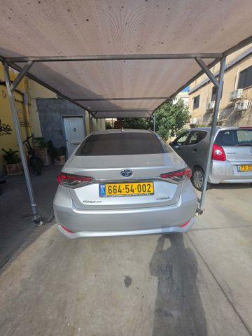 טויוטה קורולה