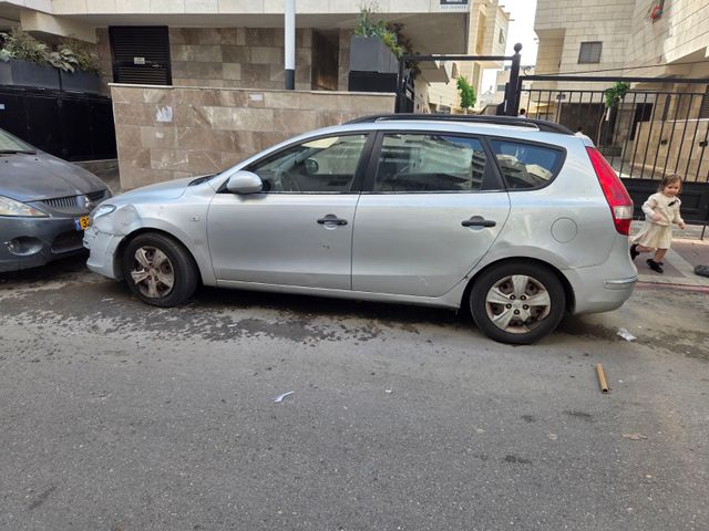יונדאי i30