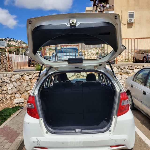 מודעת רכב הונדה ג'אז 