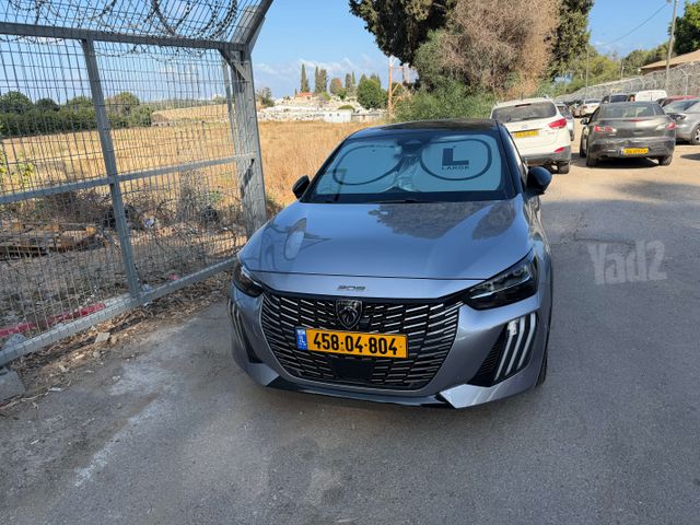 מודעת רכב פיג'ו 208