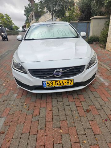 וולוו S60