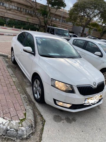 סקודה אוקטביה