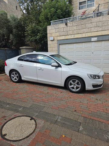 וולוו S60